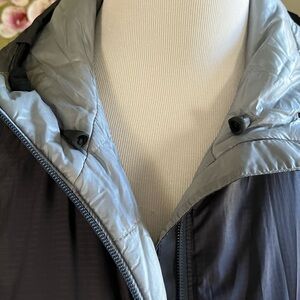 Patagonia Women's Jacket/Windbreaker